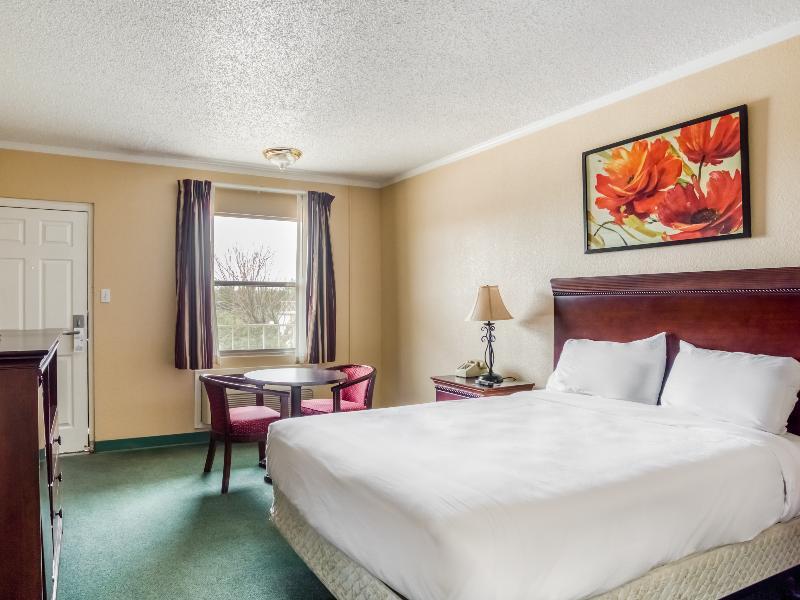 Baymont By Wyndham Deming Hotel Bagian luar foto